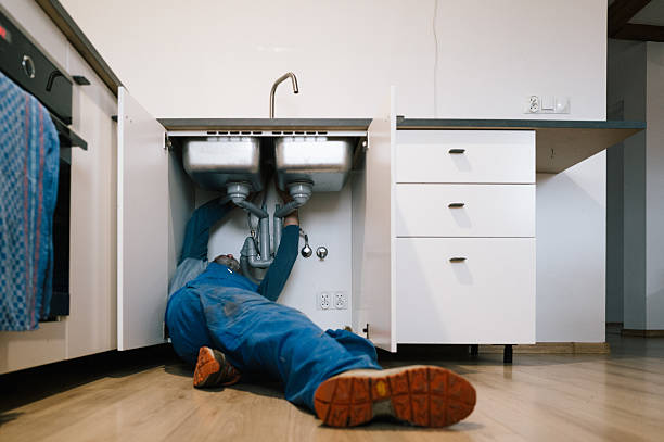 Professional Leak Detection technician working in Garland, NC